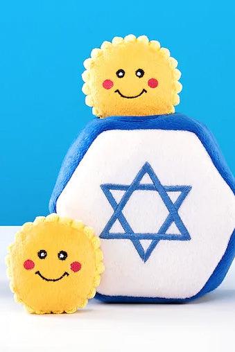 Zippy Paws Burrows Star of David Dog Toy