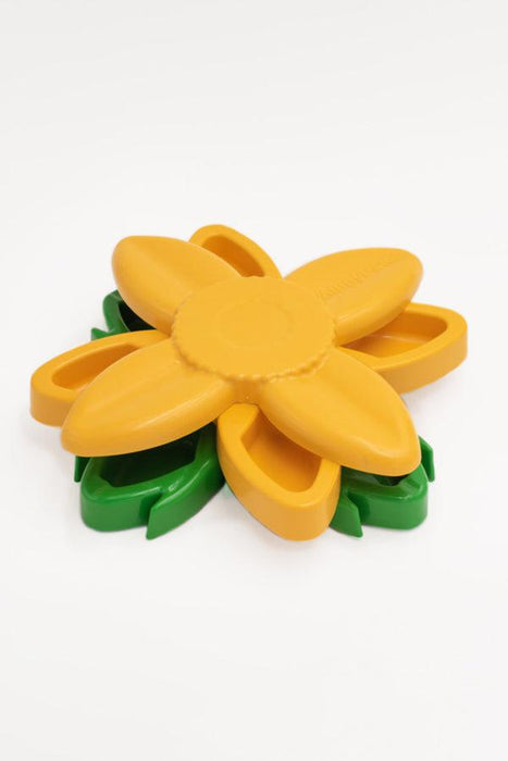 Zippy Paws SmartyPaws Sunflower Puzzler Dog Toy